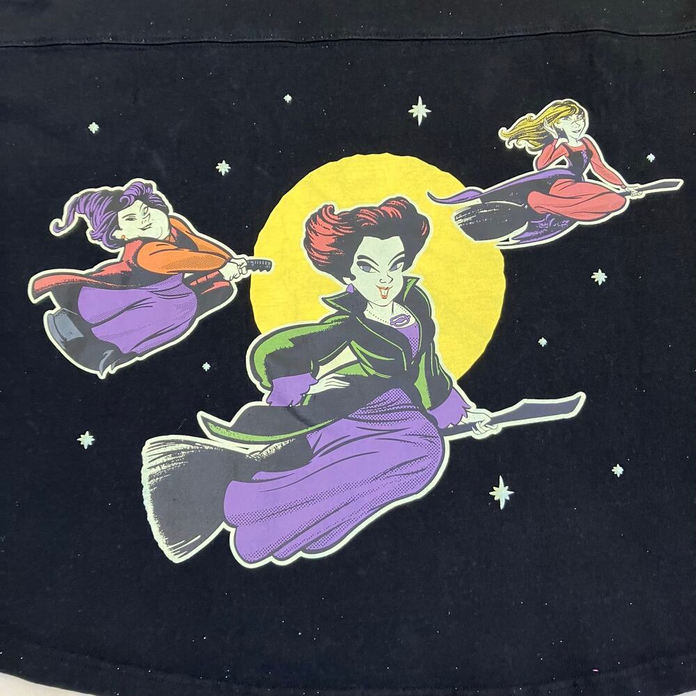Spirit Jersey XXL Hocus Pocus Villain Spelltacular 2023 Magic Kingdom Crewneck - Picture 13 of 16